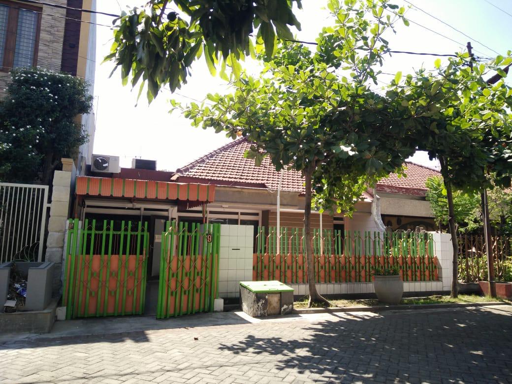 Dijual Rumah Luas Akses Mudah di Manyar Tirtoyoso Selatan Surabaya Timur - Image 1