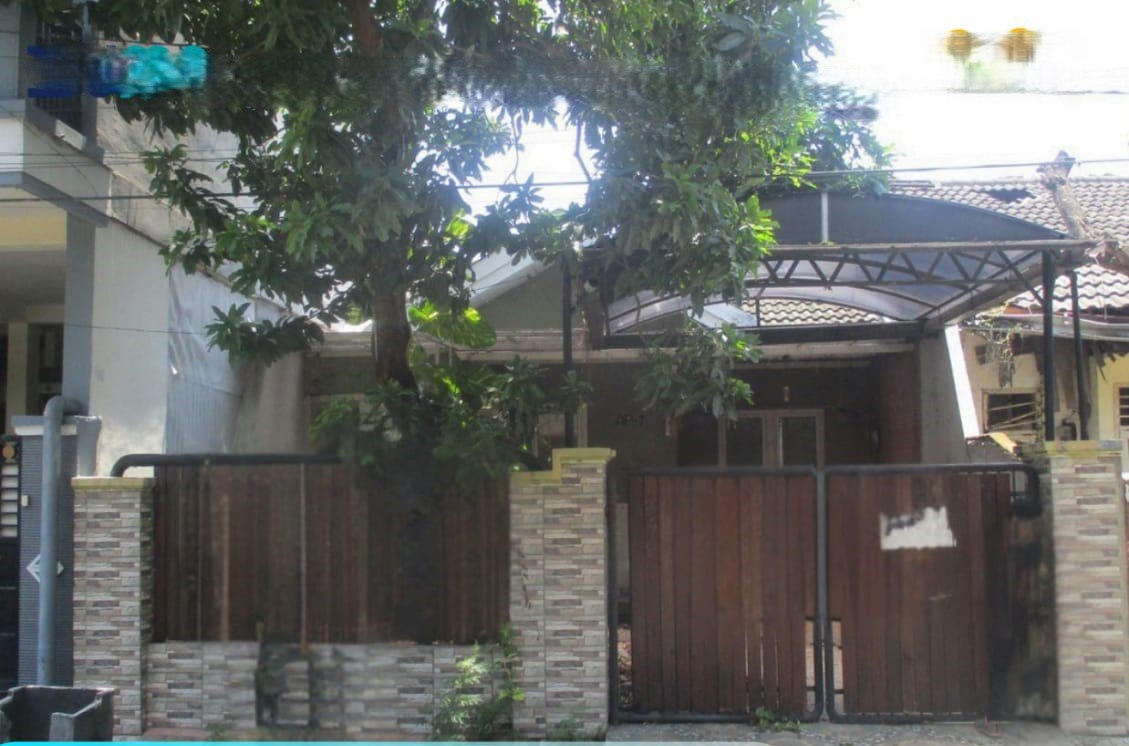 Dijual Lelang Rumah Siap Huni di Griya Kebraon Utama Surabaya Selatan - Image 1