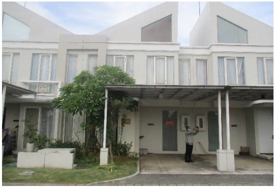 Dijual Lelang Rumah Modern di Grand Pakuwon Adeleide Surabaya Barat - Image 1