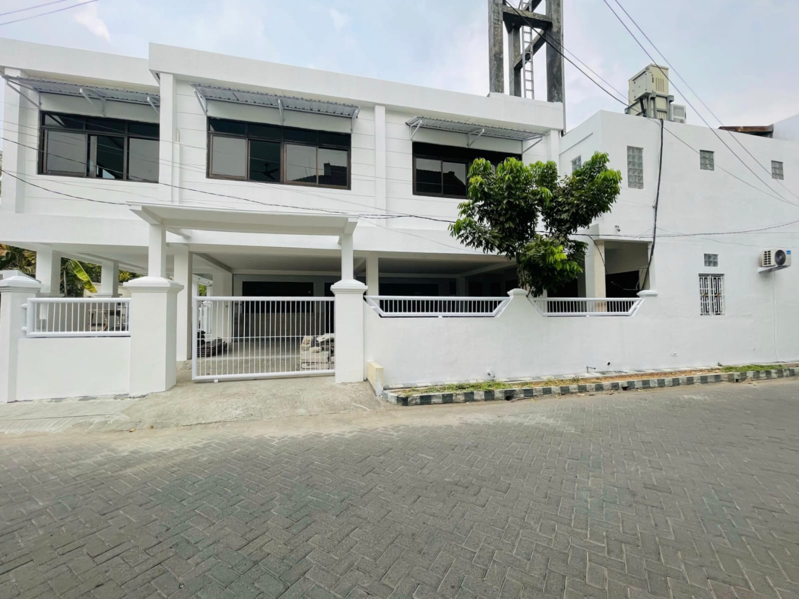 Dijual/disewakan Bangunan Multifungsi di Taman Pinang Indah Sidoarjo - Image 1