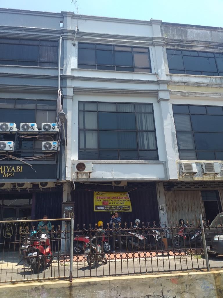 Dijual Lelang Ruko Strategis 2 Lantai di Rungkut Megah Raya Surabaya Timur - Thumbnail 2