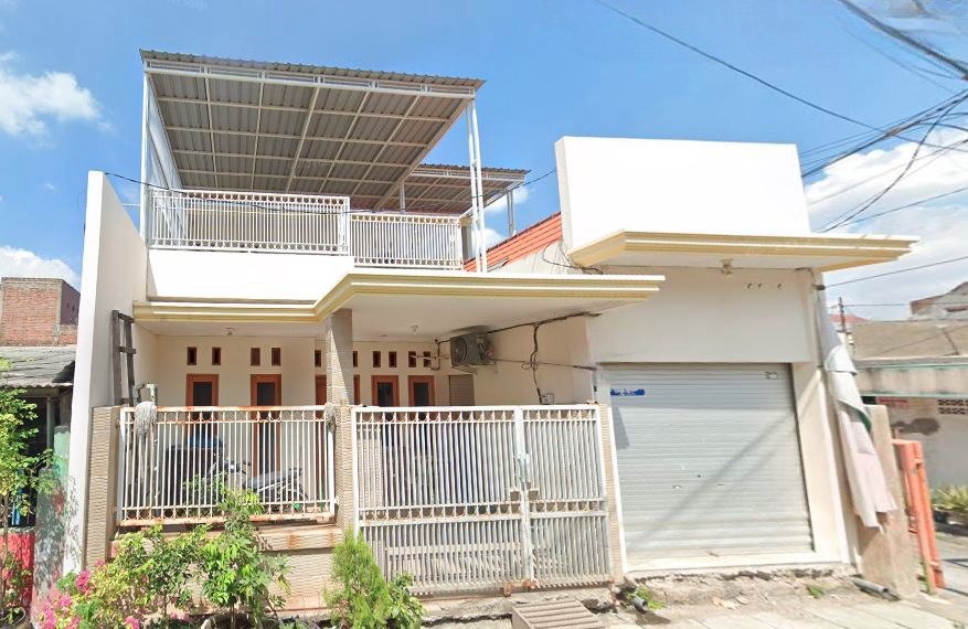 Dijual Lelang Rumah Lokasi Strategis di Manukan Krido - Image 1