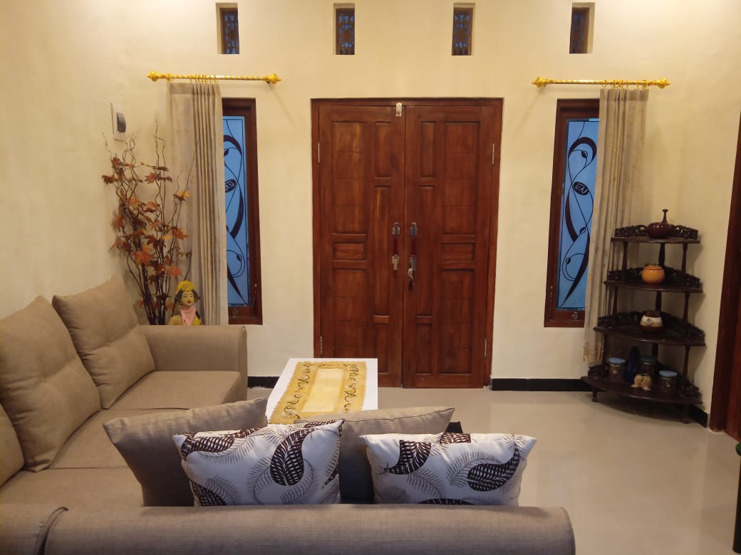 Dijual Rumah Siap Huni 3 Kamar di Bulak Rukem Timur Surabaya Utara - Image 1