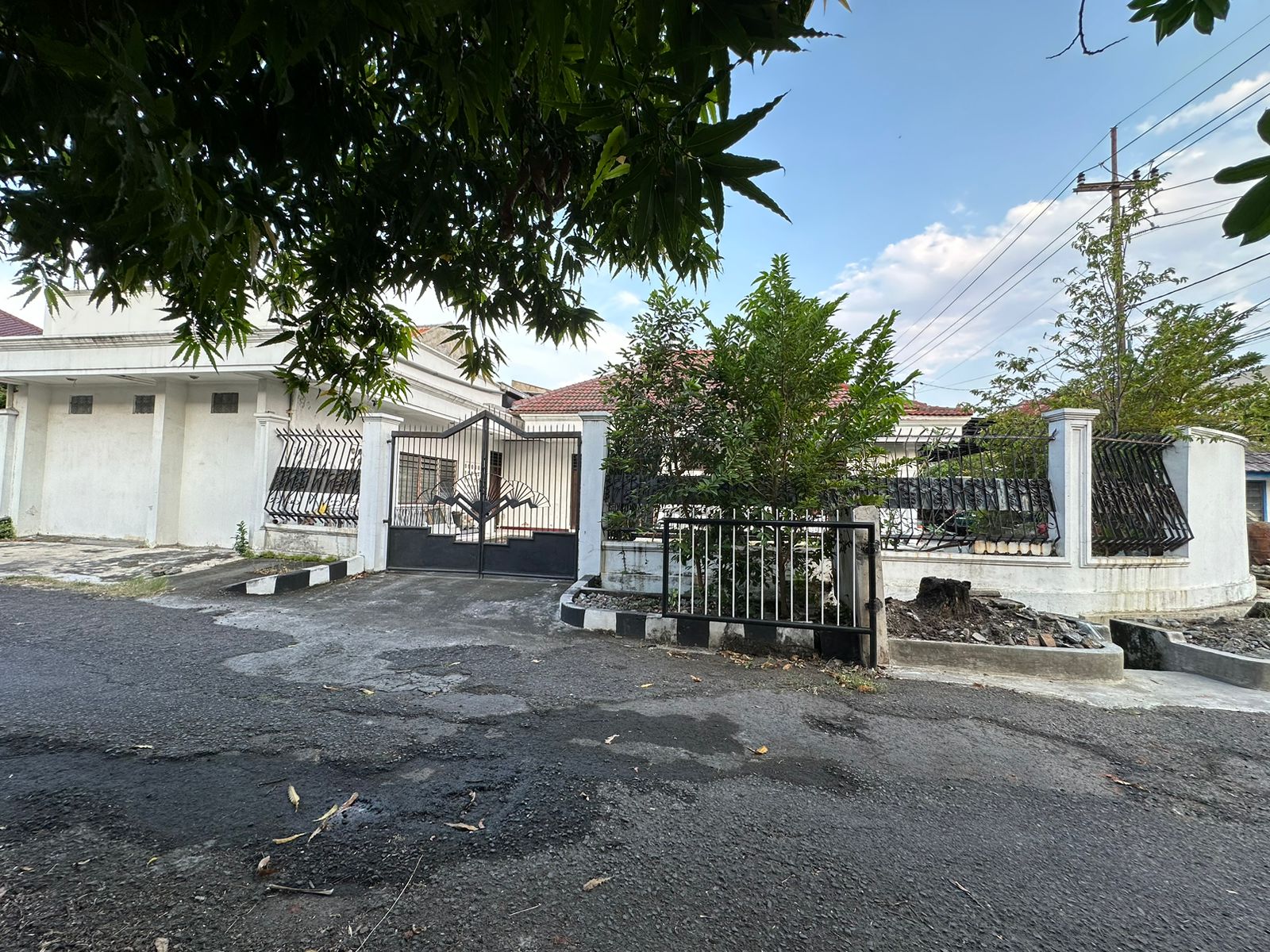 Dijual Rumah Hook Bagus di Darmo Baru Barat Surabaya Barat - Image 1