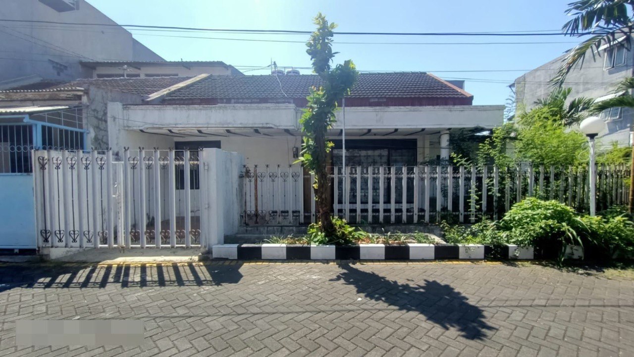 Dijual Lelang Rumah Hook Lokasi Strategis di Mulyosari Tengah Surabaya Timur - Image 1