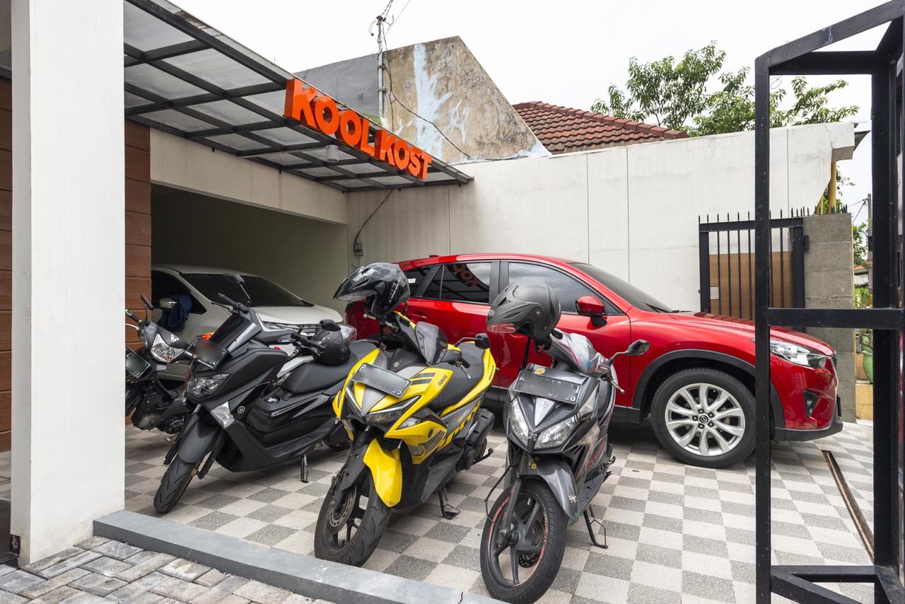 Dijual Kos Aktif Lokasi Strategis Dekat Royal Plaza di Wonocolo Surabaya Selatan - Thumbnail 2