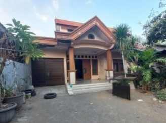 Dijual Lelang Rumah Dekat RS dan Alun-Alun di Jalan Damai Sidoarjo - Image 1