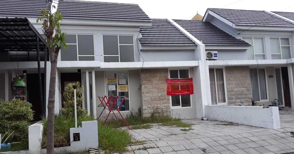 Dijual Lelang Rumah Minimalis dan Strategis di Perum Natura Residence Sidoarjo - Image 1
