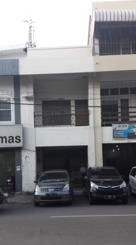 Dijual Ruko Strategis di Pusat Perbelanjaan Kembang Jepun Surabaya Utara - Image 1