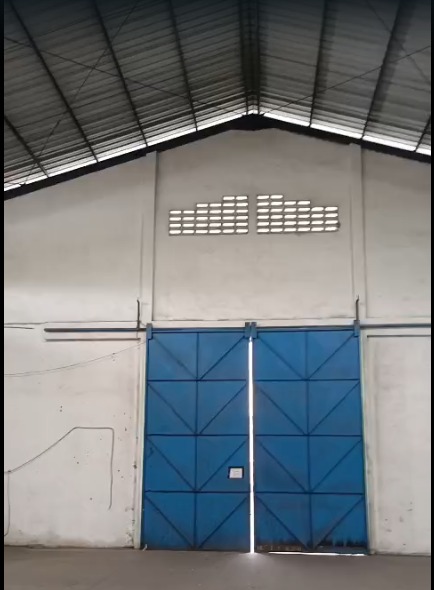 Disewakan Gudang Dengan Kantor Lokasi Strategis di Gedangan Sidoarjo - Image 1