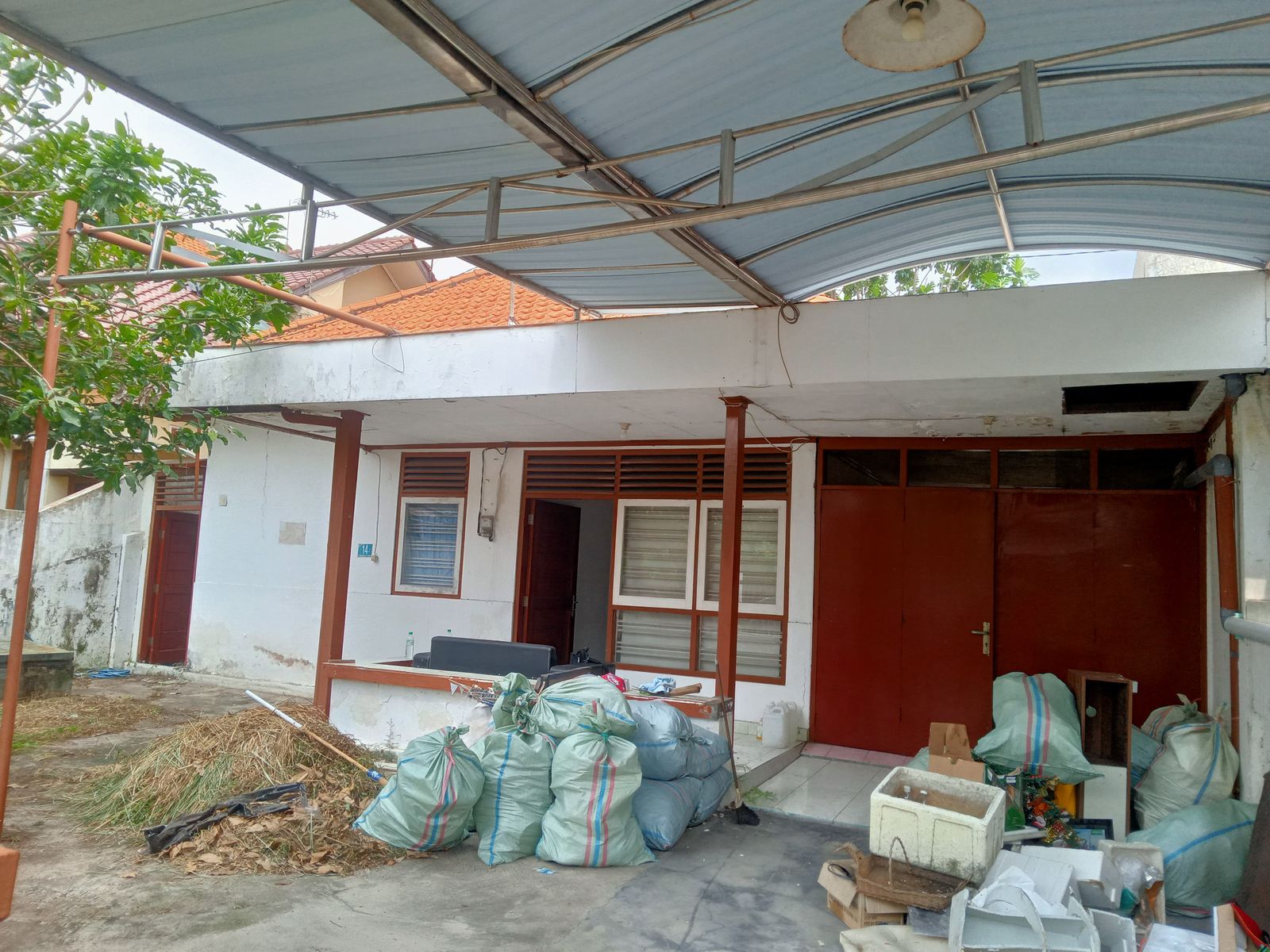 Dijual Rumah Nyaman Lokasi Strategis di Manyar Airdas Surabaya Timur - Thumbnail 2