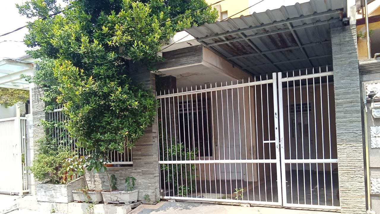 Disewakan Rumah Lokasi Pucang Anom Surabaya Timur - Image 1