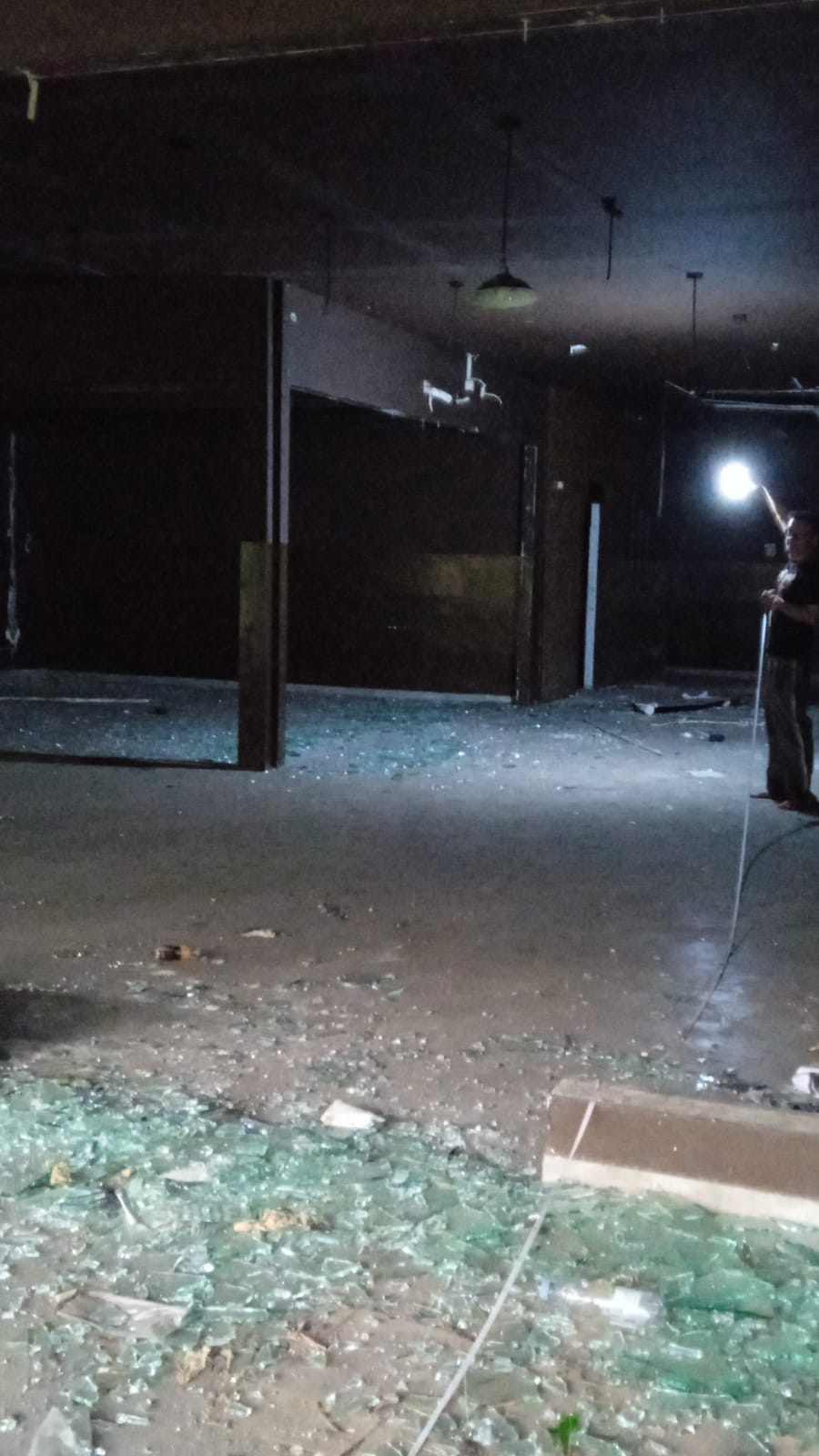 Disewakan Ruko Komersial Strategis di Ahmad Yani di Surabaya Selatan - Thumbnail 3