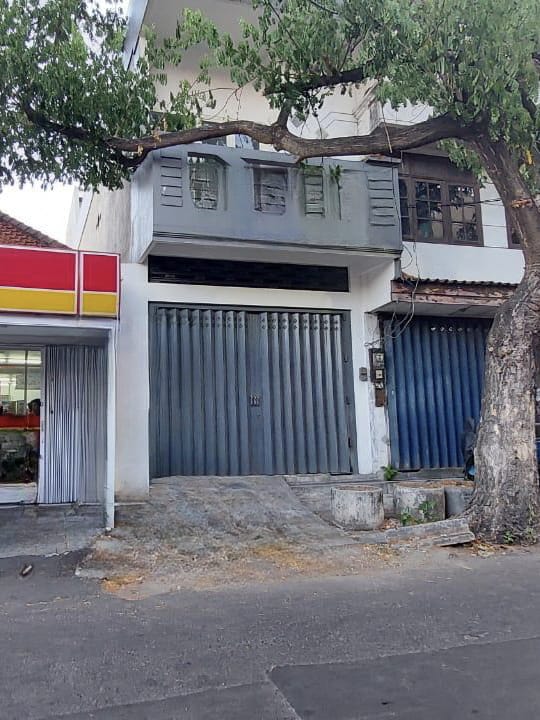 Disewakan Ruko Lokasi Strategis 2 Lantai Makam Peneleh Surabaya Pusat - Image 1