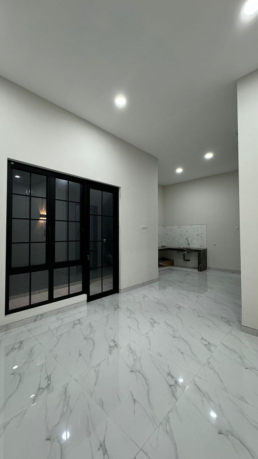 Rumah minimalis Rungkut Asri Tengah Surabaya timur - Image 1