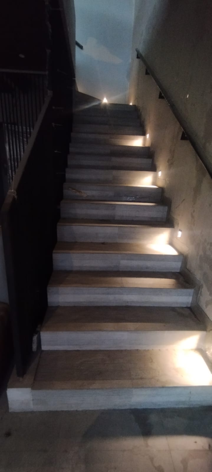 Jual / Sewa Ruko 3 Lantai Pucang Adi Lokasi Strategis di Surabaya Timur - Thumbnail 2