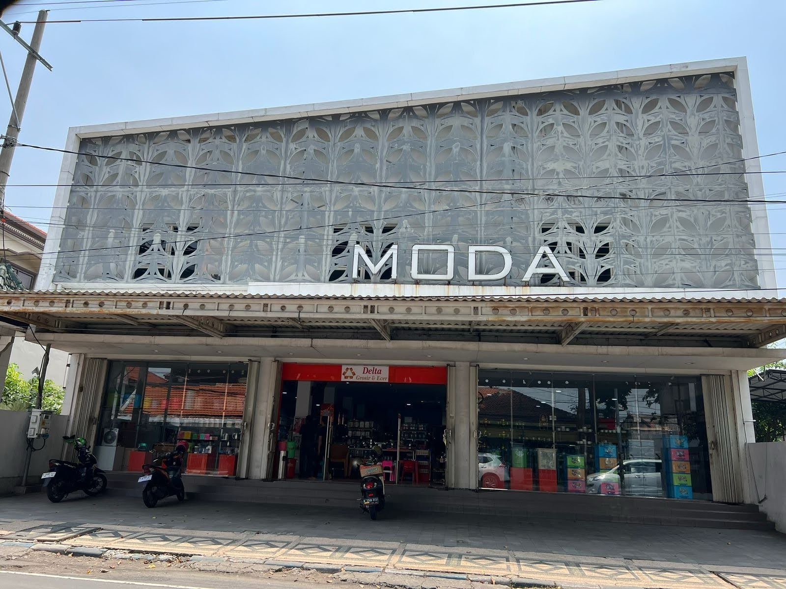 Disewakan 3 Ruko Loss di Tengah Kota Pasuruan - Image 1