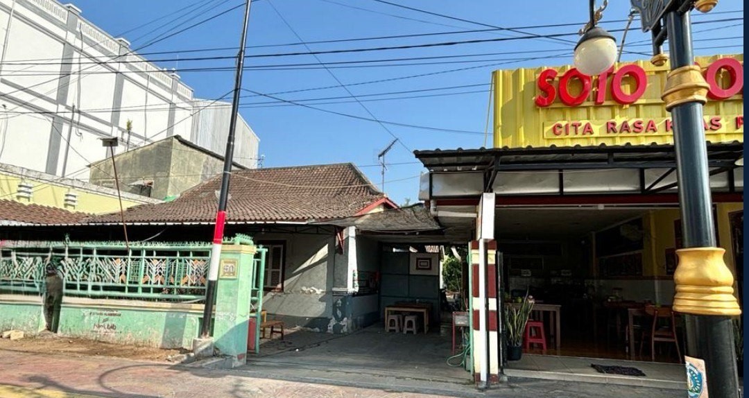 Dijual Lelang Rumah Usaha Posisi Nol Jalan Raya Gajah Mada Ponorogo - Image 1