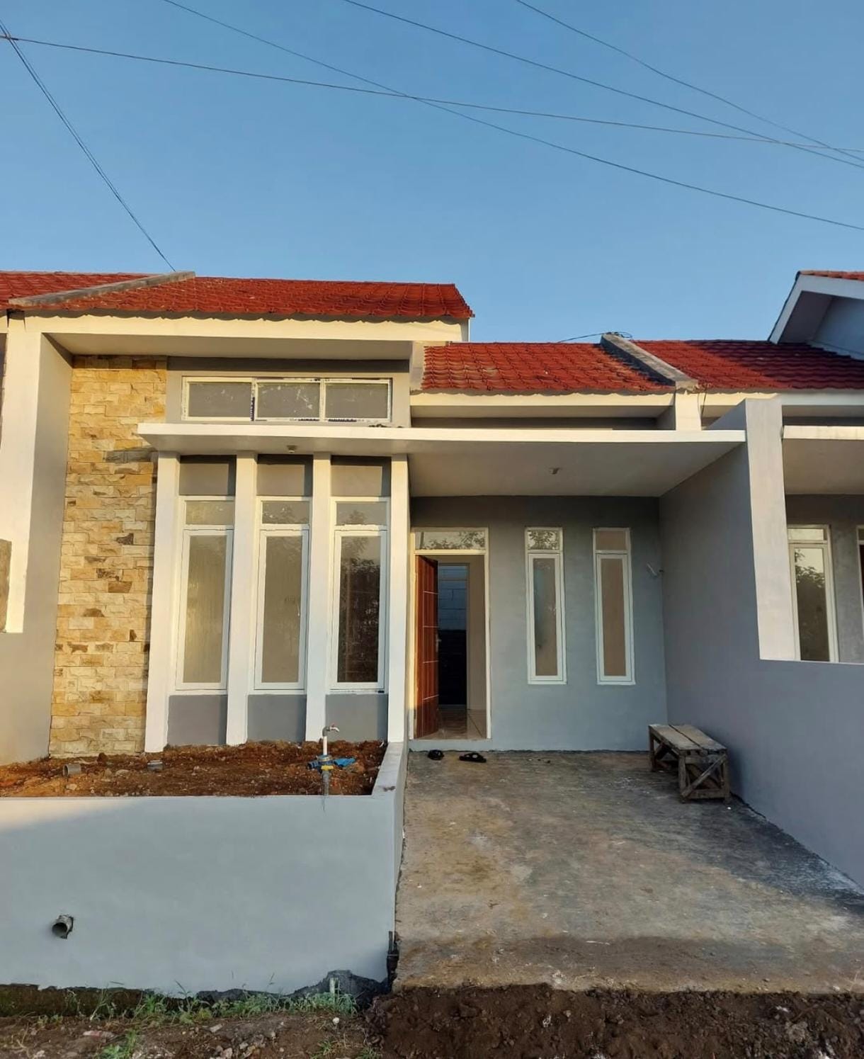 Dijual Rumah Strategis di Perumahan Puri Kencana Wagir Malang - Image 1
