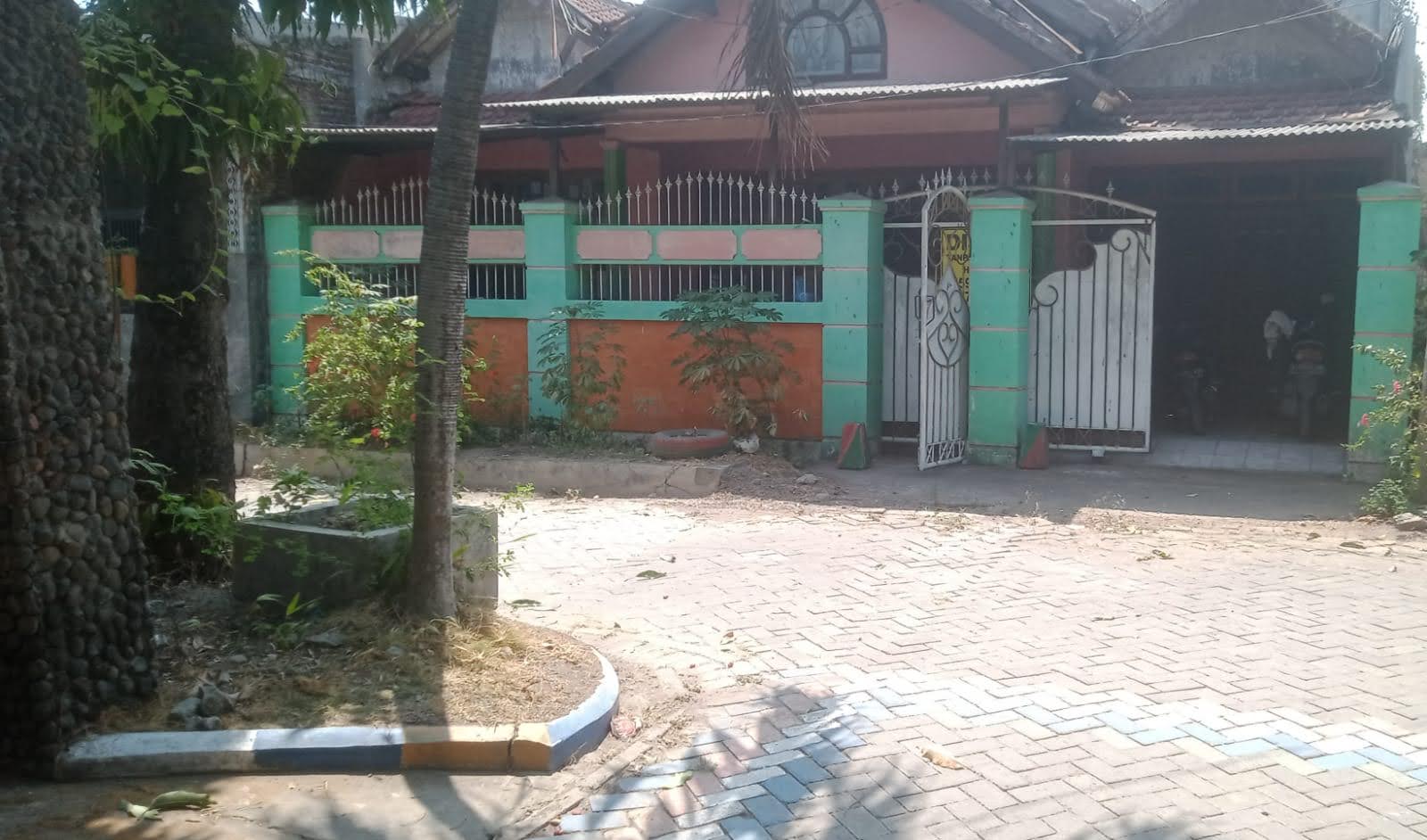 Dijual Rumah Nyaman di Lokasi Griya Pratama Durung Bedug Sidoarjo - Image 1