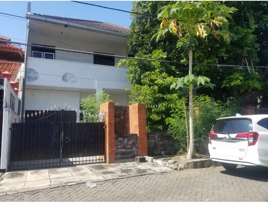 Dijual Rumah 2 Lantai di Kupang Indah Surabaya Barat - Image 1