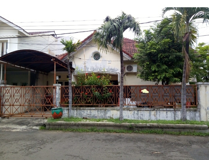 Jual Murah Rumah Hitung Tanah Taman Pondok Indah Surabaya Barat - Image 1