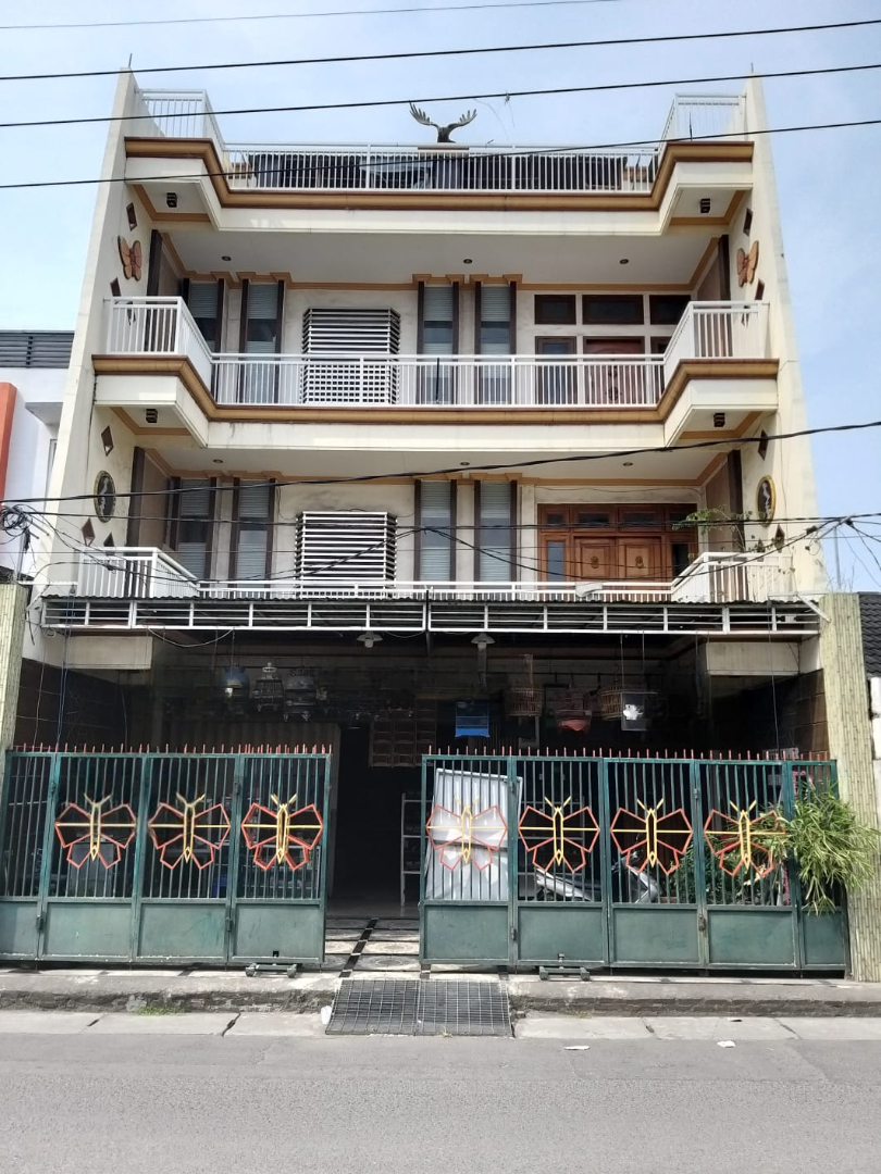 Dijual Ruko Strategis 3 Lantai di Raya Manukan Surabaya Barat - Image 1