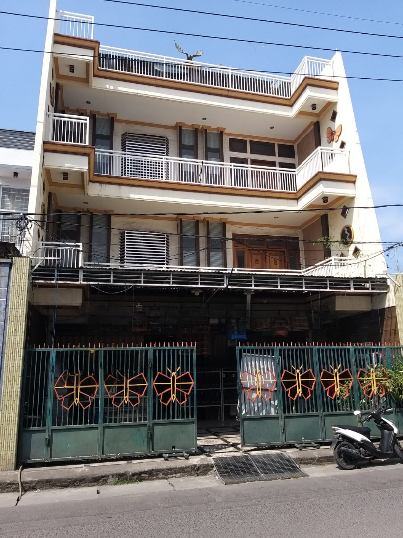 Dijual Ruko Strategis 3 Lantai di Raya Manukan Surabaya Barat - Thumbnail 2