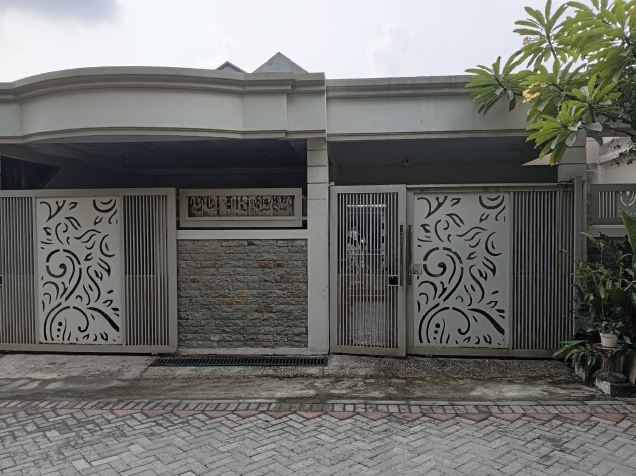 Dijual Rumah Luas Strategis Lokasi Tubanan Baru Surabaya Barat - Image 1