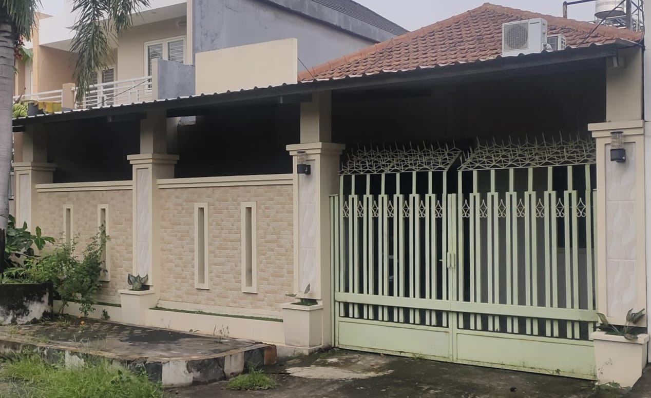 Jual Rumah Nyaman Siap Huni Lokasi Dukuh Kupang Surabaya Barat - Image 1
