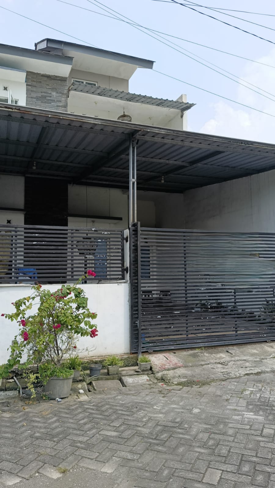 Dijual Rumah Nyaman Siap Huni Lokasi Driyorejo Gresik - Image 1