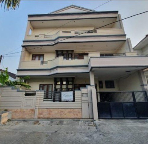 Dijual Rumah Lelang Lokasi Strategis Sutorejo Surabaya Utara - Image 1