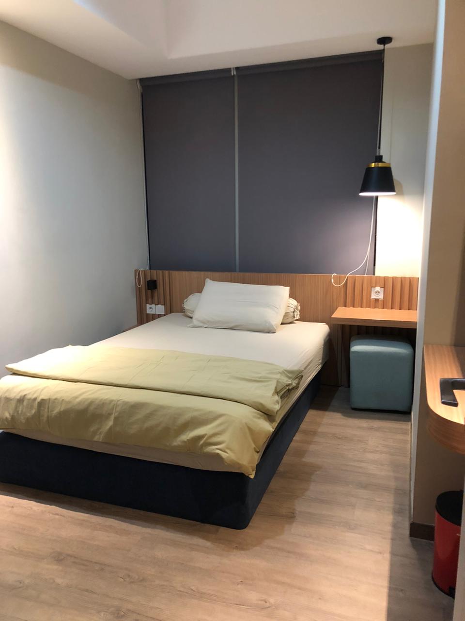 Sewa Apartemen Baru 3 BR Grand Sungkono Surabaya Barat - Thumbnail 2