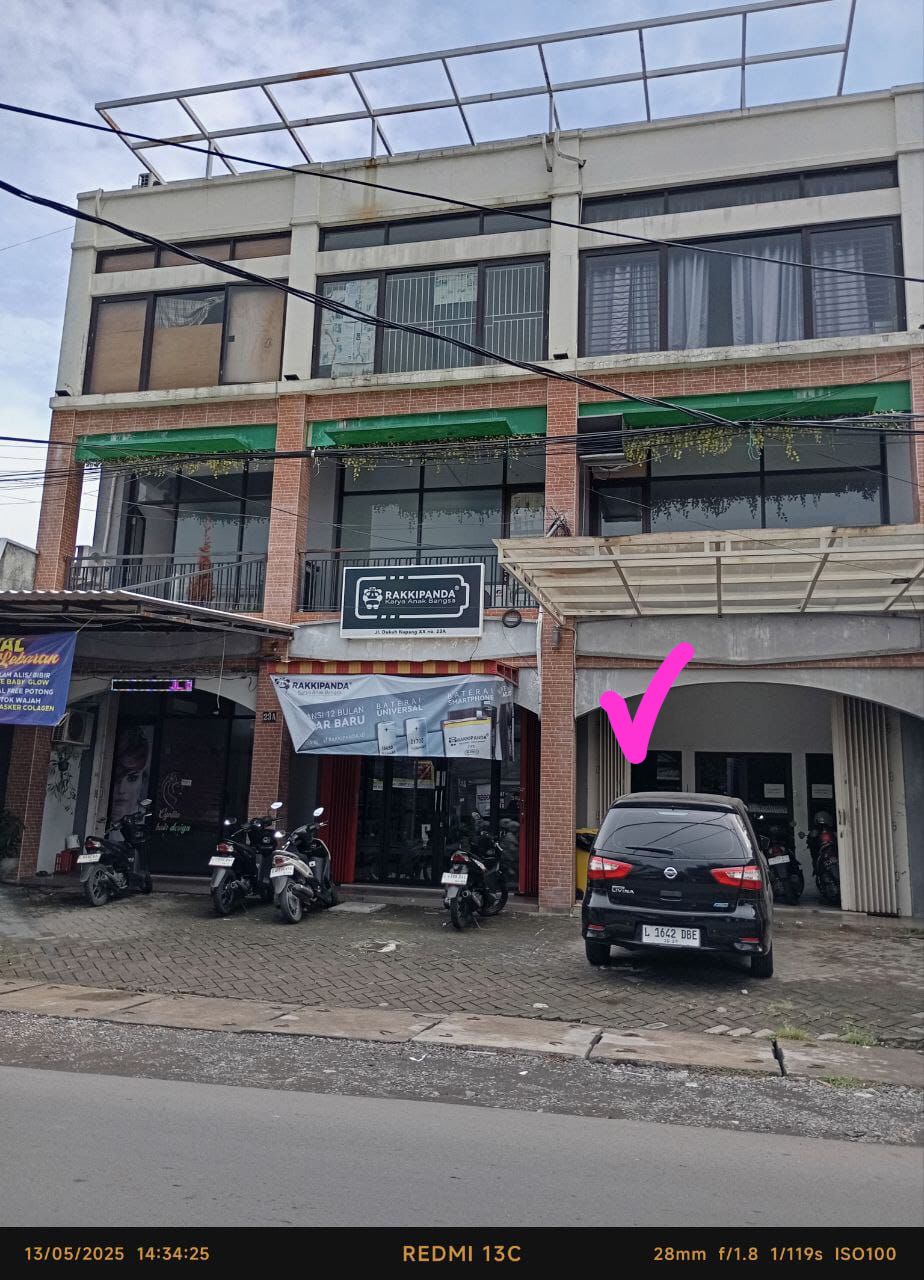 Disewakan Ruko Lokasi Premium di Raya Dukuh Kupang Surabaya Barat - Image 1