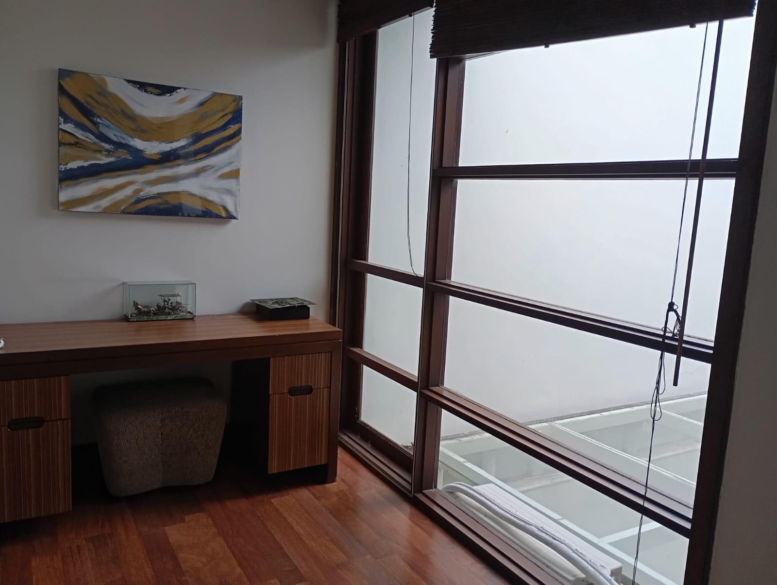 Dijual Rumah Mewah Akses Mudah di Isen International Living Surabaya Barat - Thumbnail 4