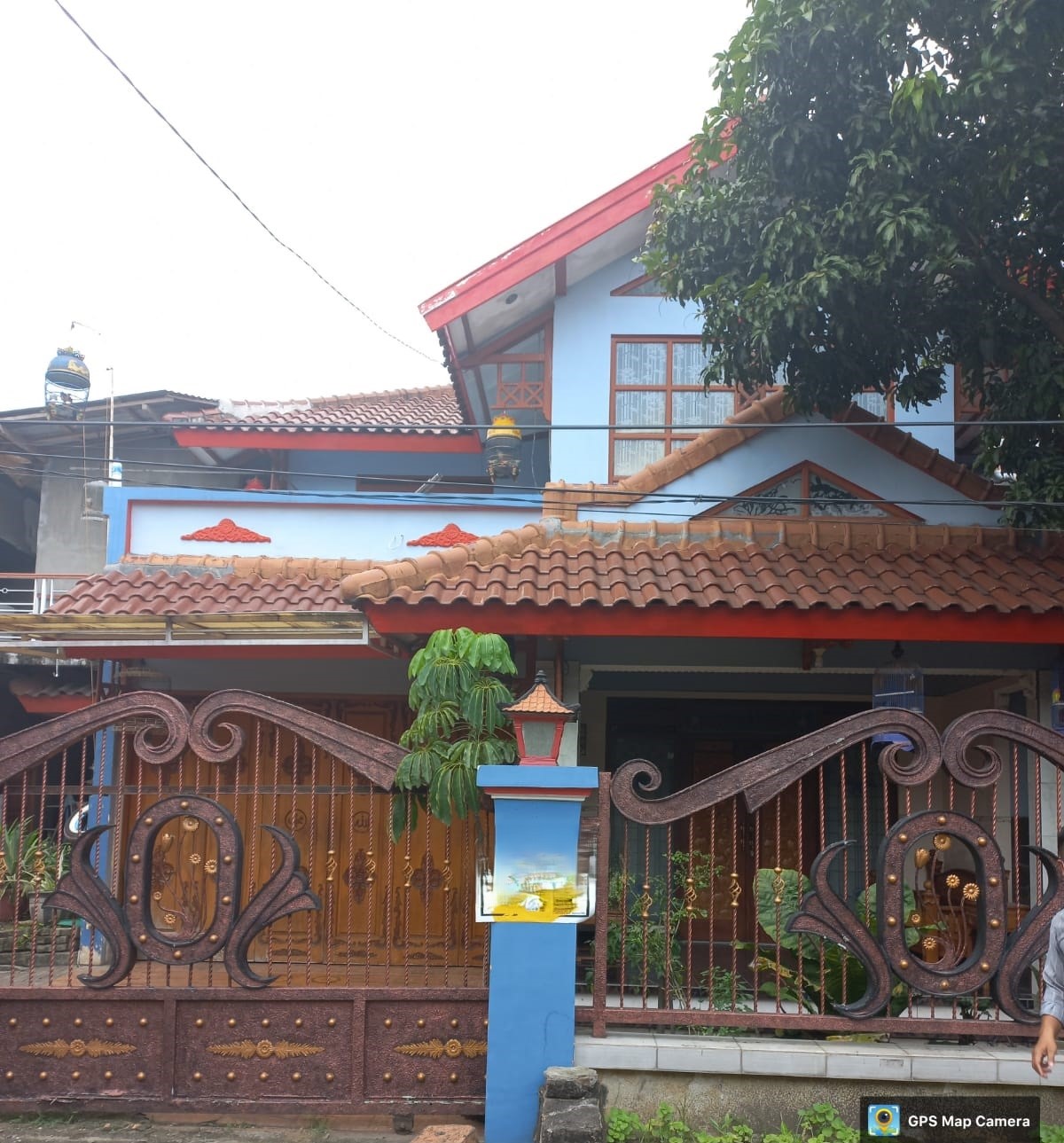 Dijual Lelang Rumah Mewah Terawat di Kepuhkiriman Sidoarjo - Image 1