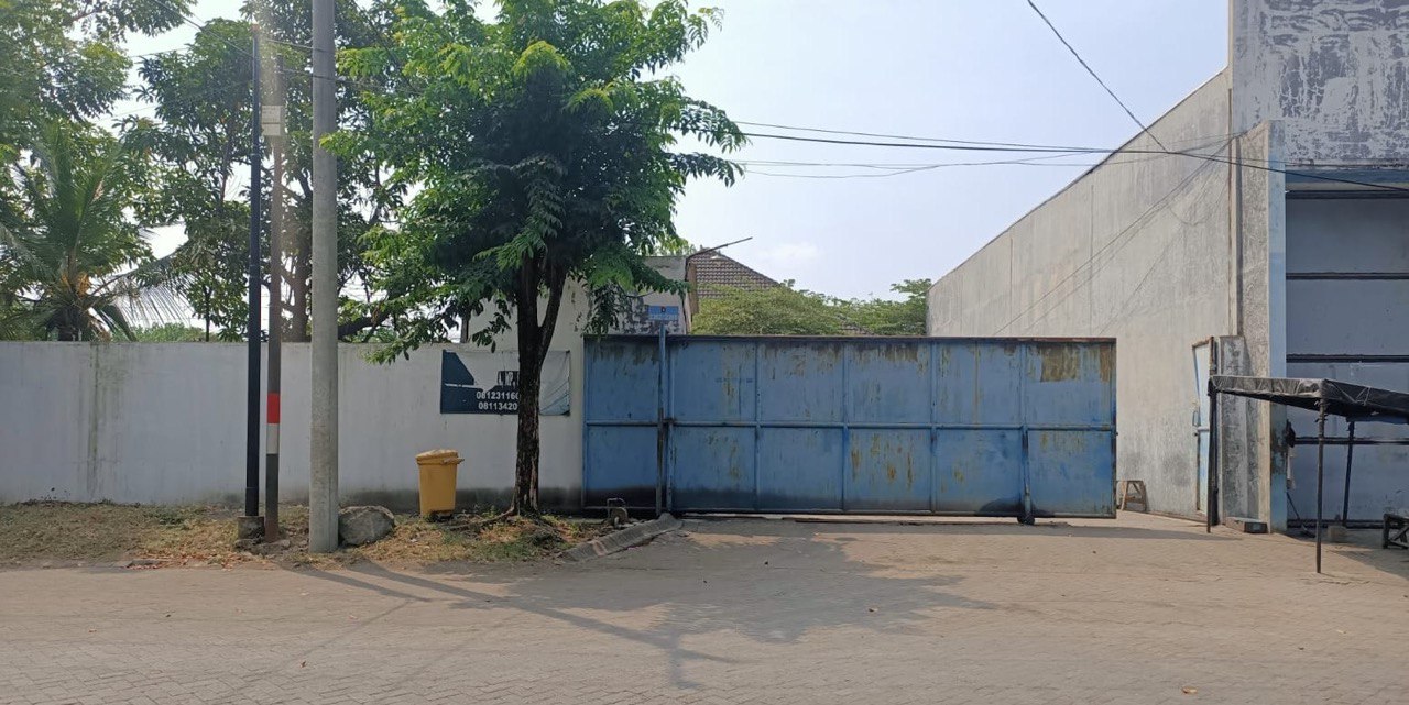 Gudang Dijual Lelang Lokasi Strategis Nol Jalan Raya Safe N Lock Sidoarjo - Image 1
