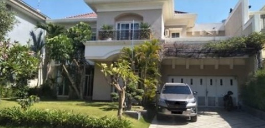 Dijual Rumah Mewah Siap Huni di Laguna Regensi Pakuwon City Surabaya Timur - Image 1