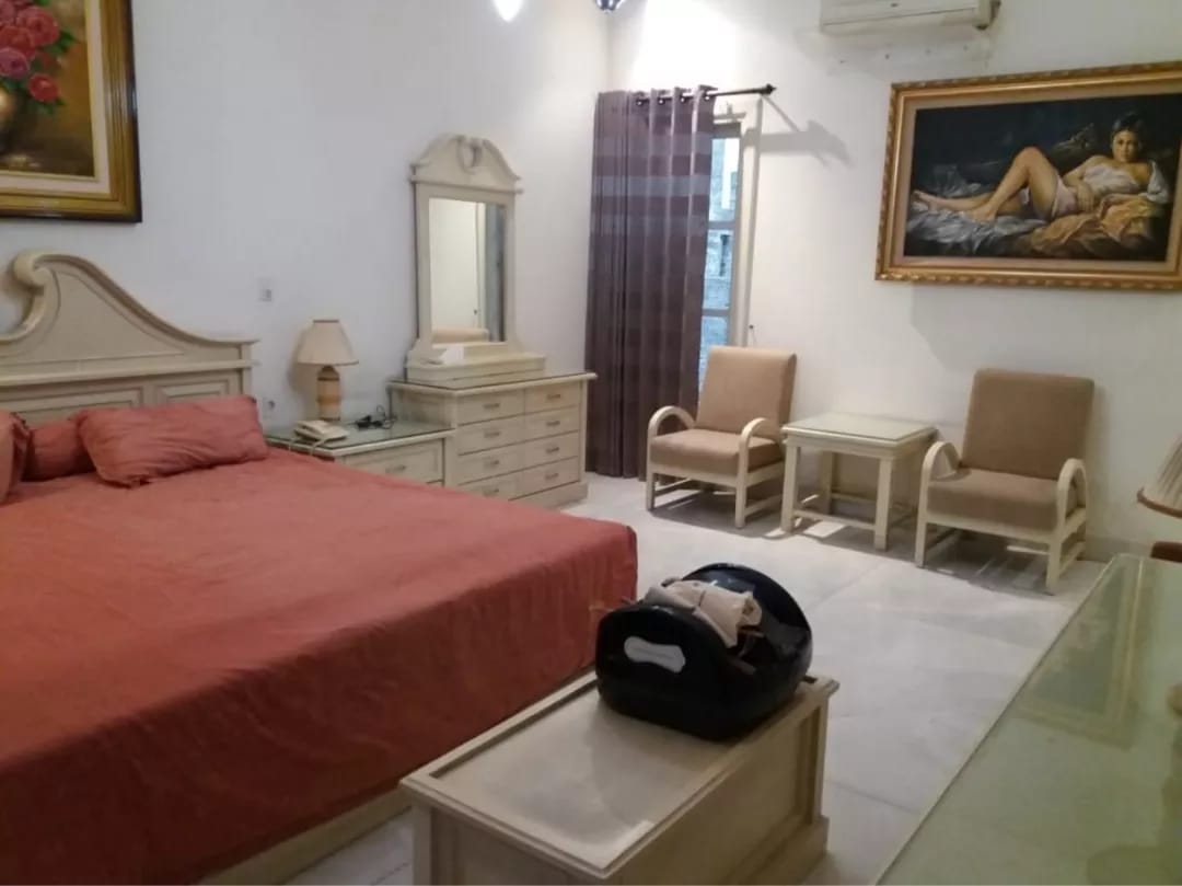 Rumah Mewah Dijual Lokasi Strategis Manyar Kertoarjo Surabaya Timur - Thumbnail 3