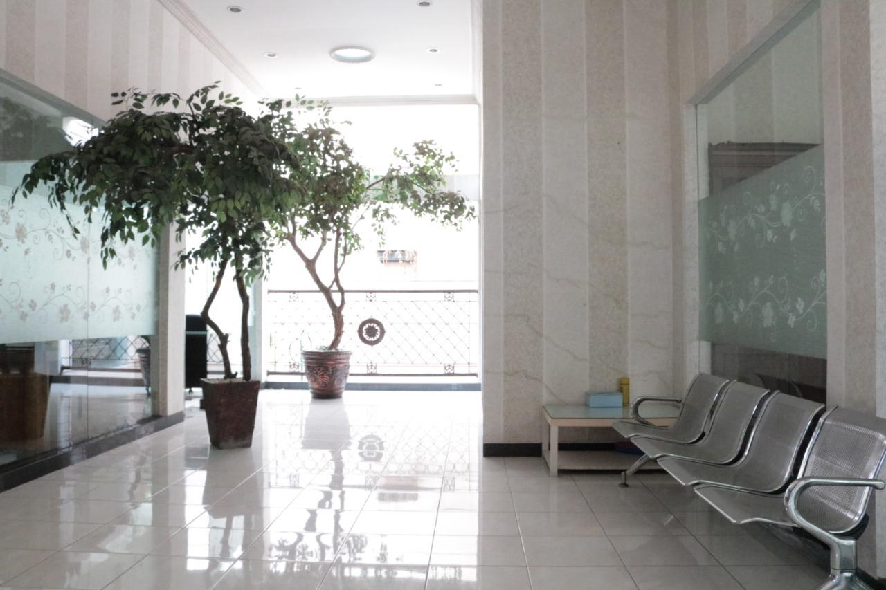 Dijual Rumah Mewah dan Luas Cocok untuk Hunian atau Guesthouse di Sutorejo Barat Surabaya Timur - Thumbnail 4