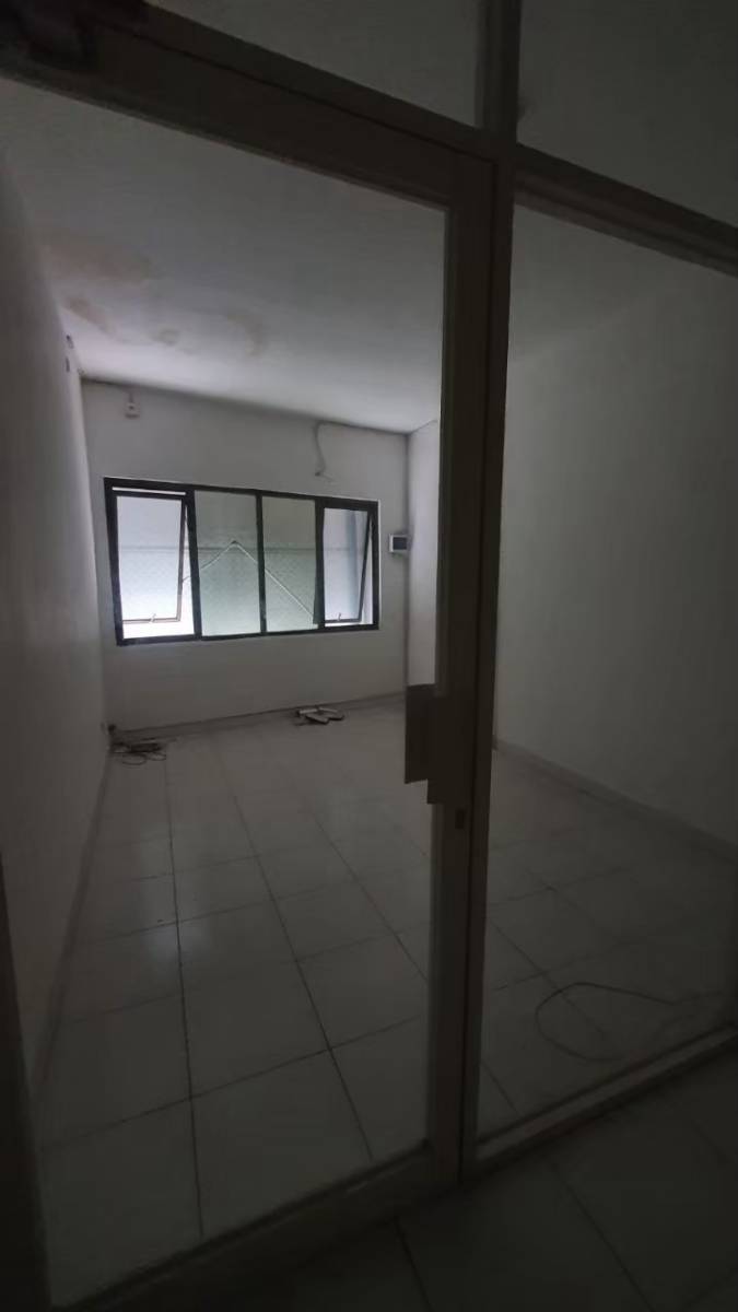 Disewakan Ruko Cocok Untuk Berbagai Usaha di Klampis Jaya Surabaya Timur - Thumbnail 4