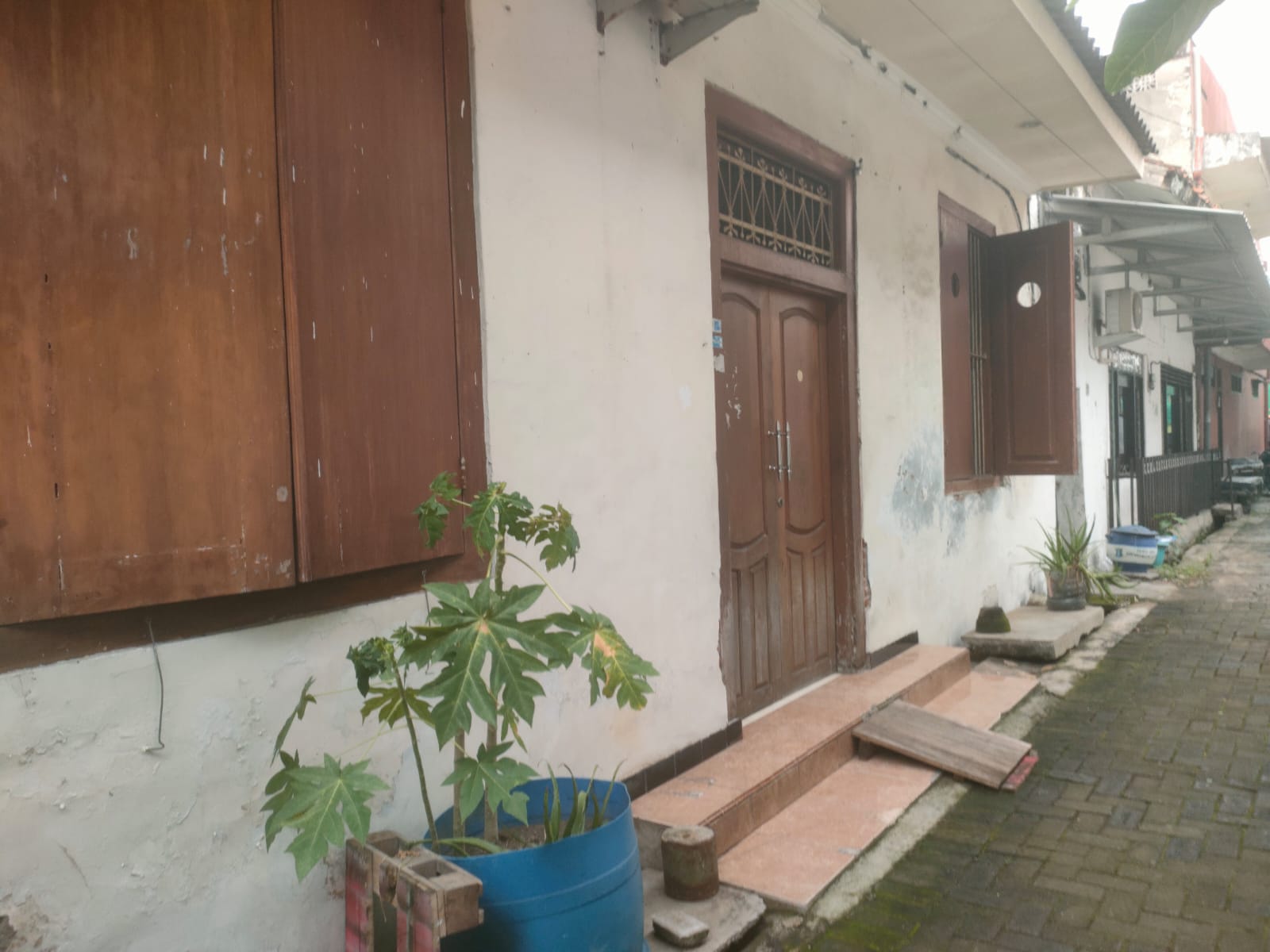 Dijual Rumah Siap Huni Strategis Krembangan Surabaya Utara - Image 1
