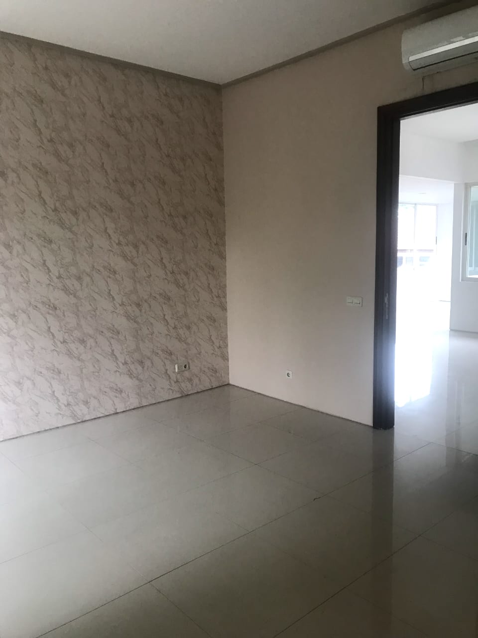 Dijual/Disewakan Rumah Mewah di Graha Natura Surabaya Barat - Thumbnail 4