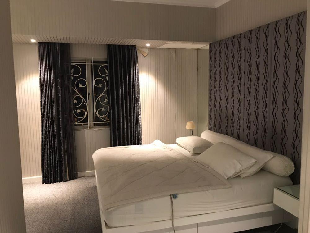 Dijual Penthouse Mewah Unit Eksklusif Full Furnished di Waterplace Surabaya Barat - Thumbnail 4