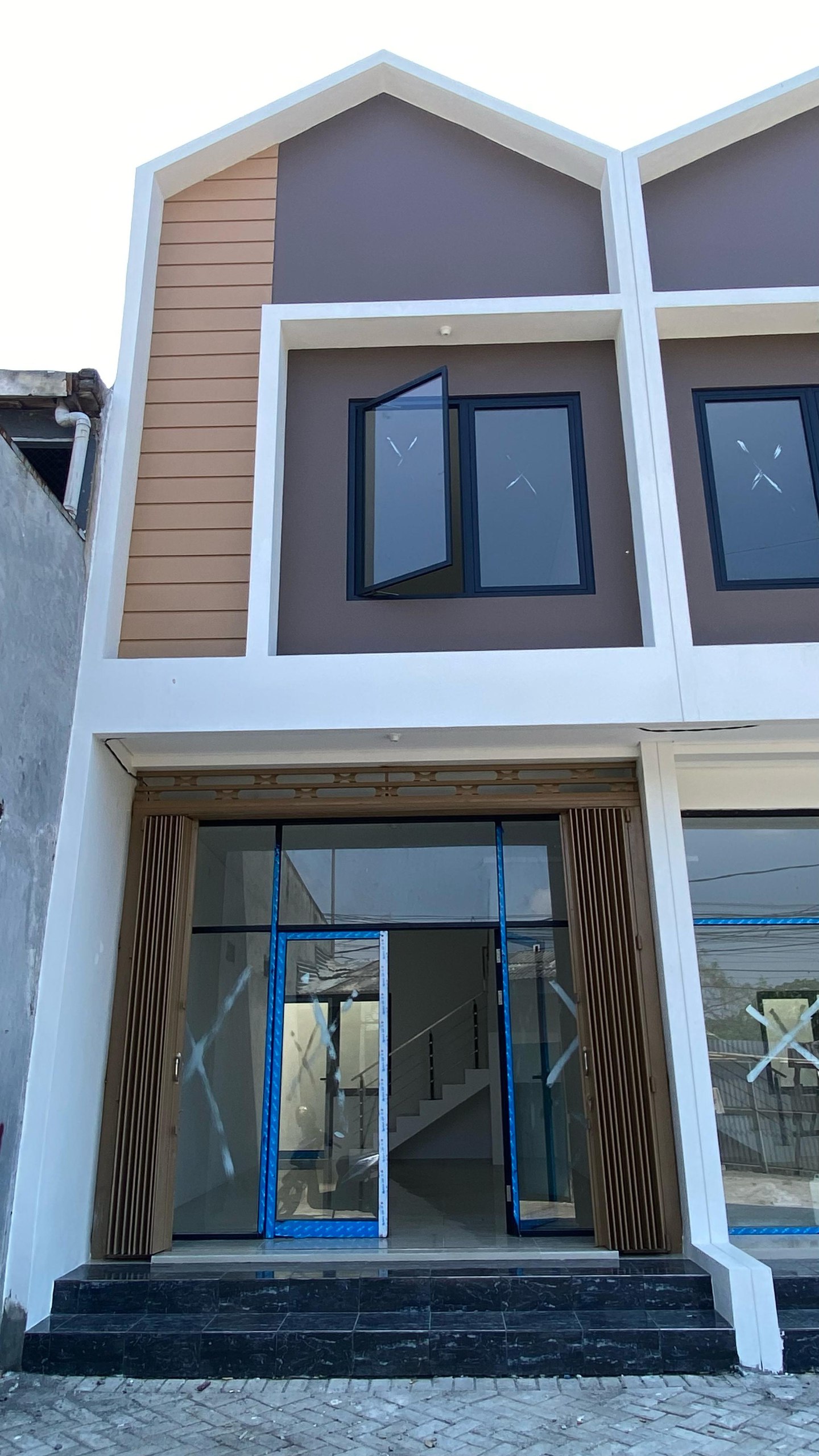 Dijual Ruko Baru Modern di Kencana Residence Kenjeran Surabaya Timur - Image 1