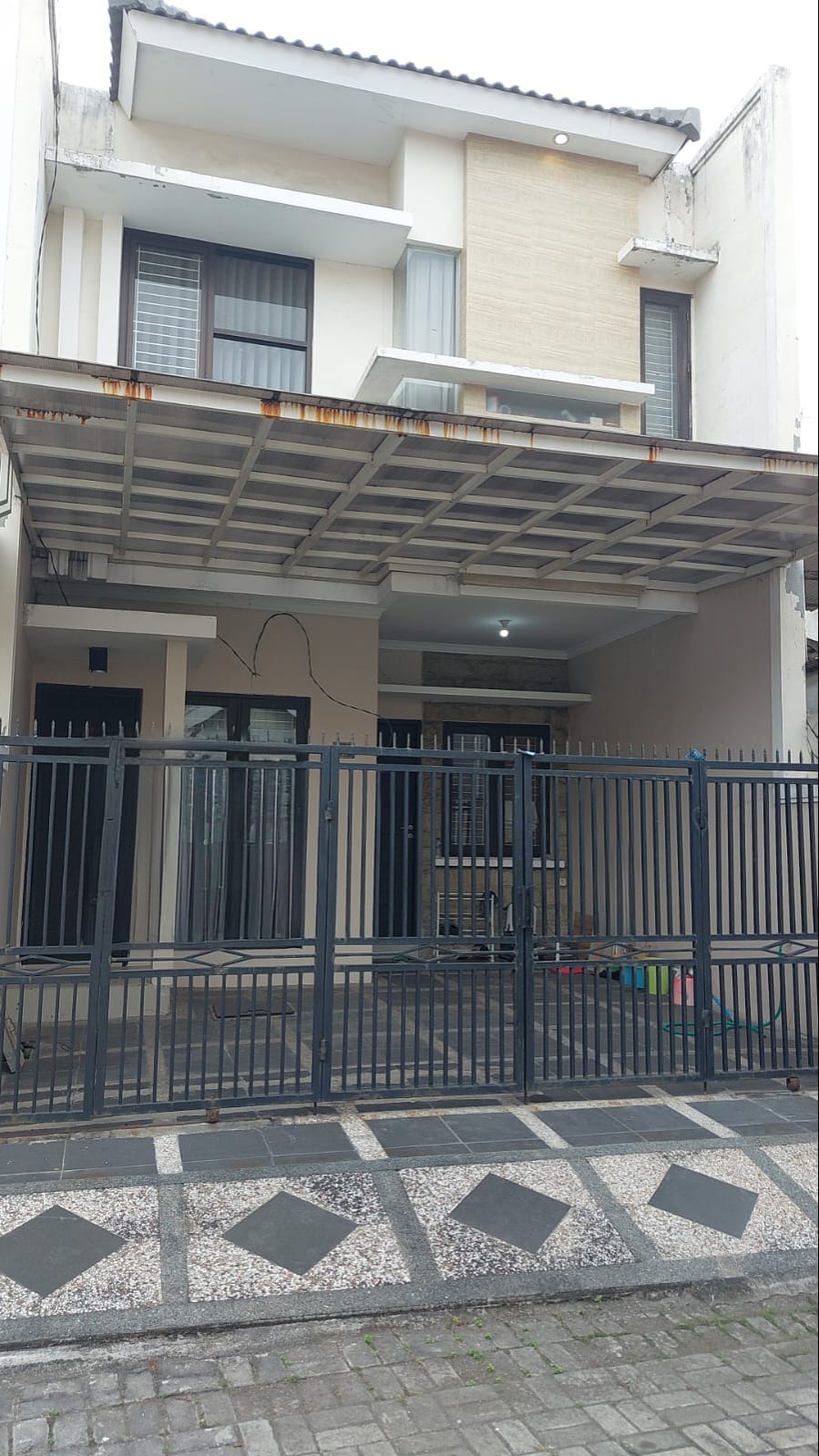 Dijual Murah Rumah Siap Huni Strategis Rungkut Harapan Surabaya Timur - Image 1