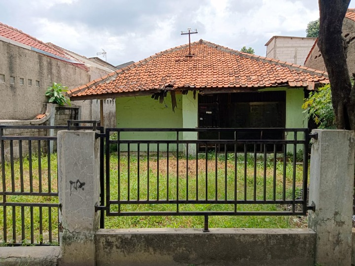Dijual Rumah Hitung Tanah Strategis Dekat Kampus di Jatiwaringin Bekasi - Image 1