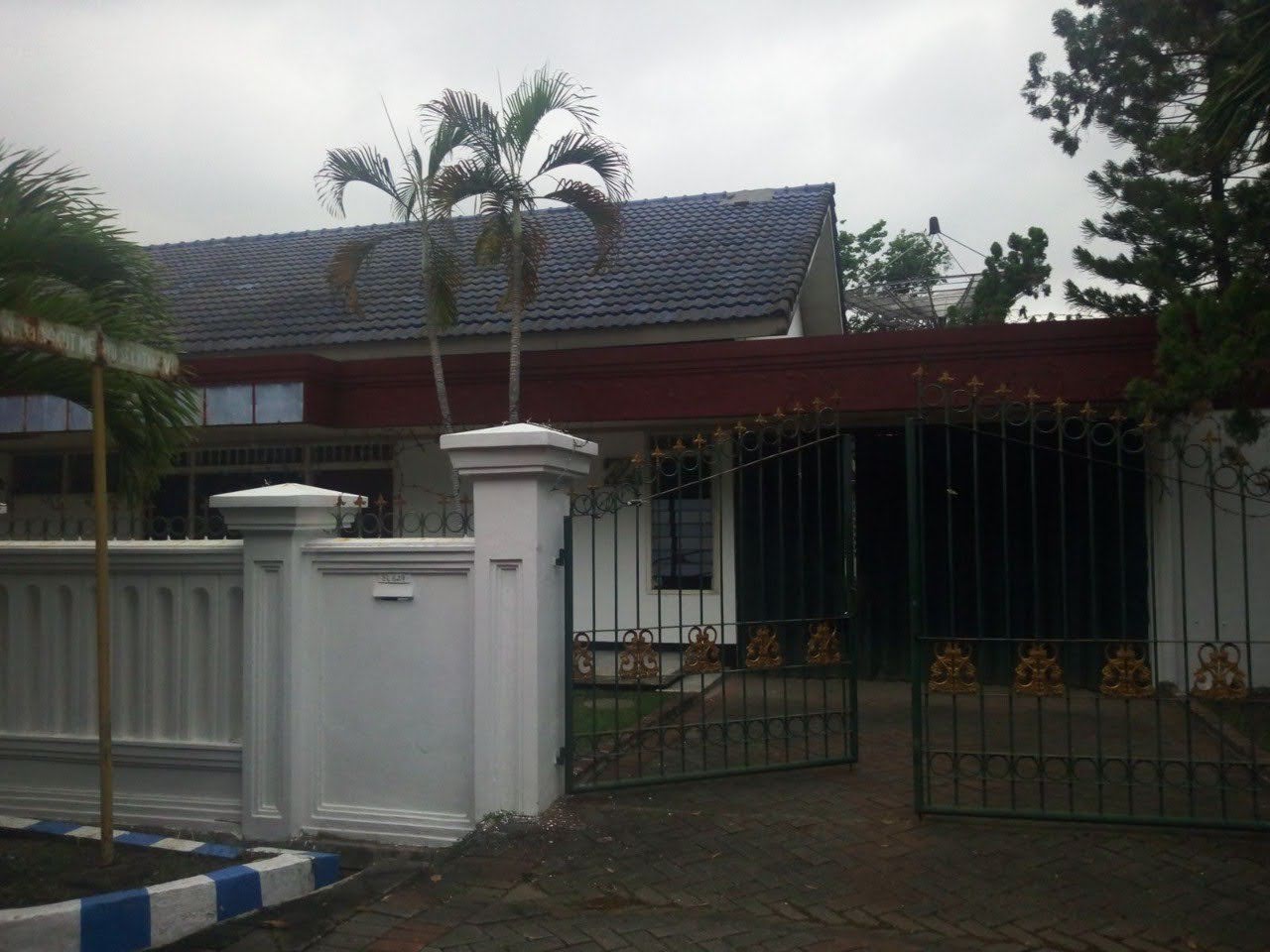 Jual/Sewa Rumah Nyaman Strategis di Rungkut Mejoyo Surabaya Selatan - Image 1