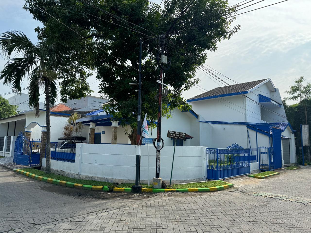 Dijual Rumah Murah dan Nyaman di Wisma Lidah Kulon Surabaya Barat - Image 1