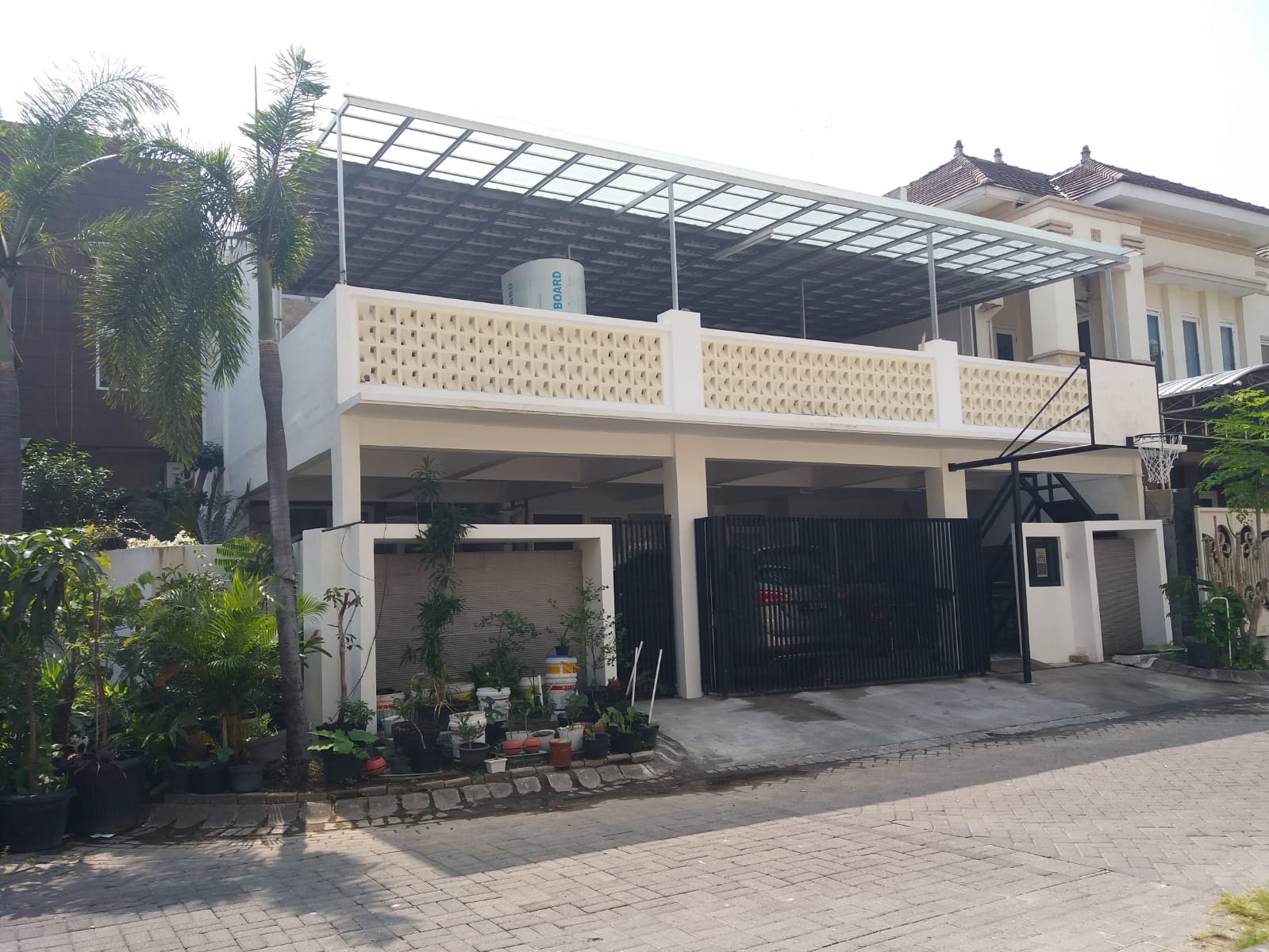 Dijual Rumah dan Kost Lokasi Strategis di Central Park Mulyosari Surabaya Timur - Image 1